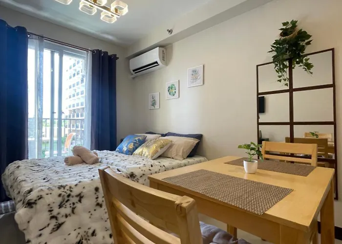 Gjestgiverier Near Airport, Cclex Pool View Balcony Lapu-Lapu City