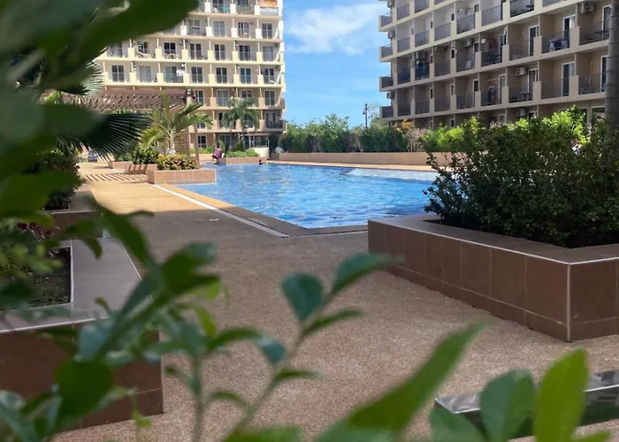 Gjestgiverier Near Airport, Cclex Pool View Balcony 3*